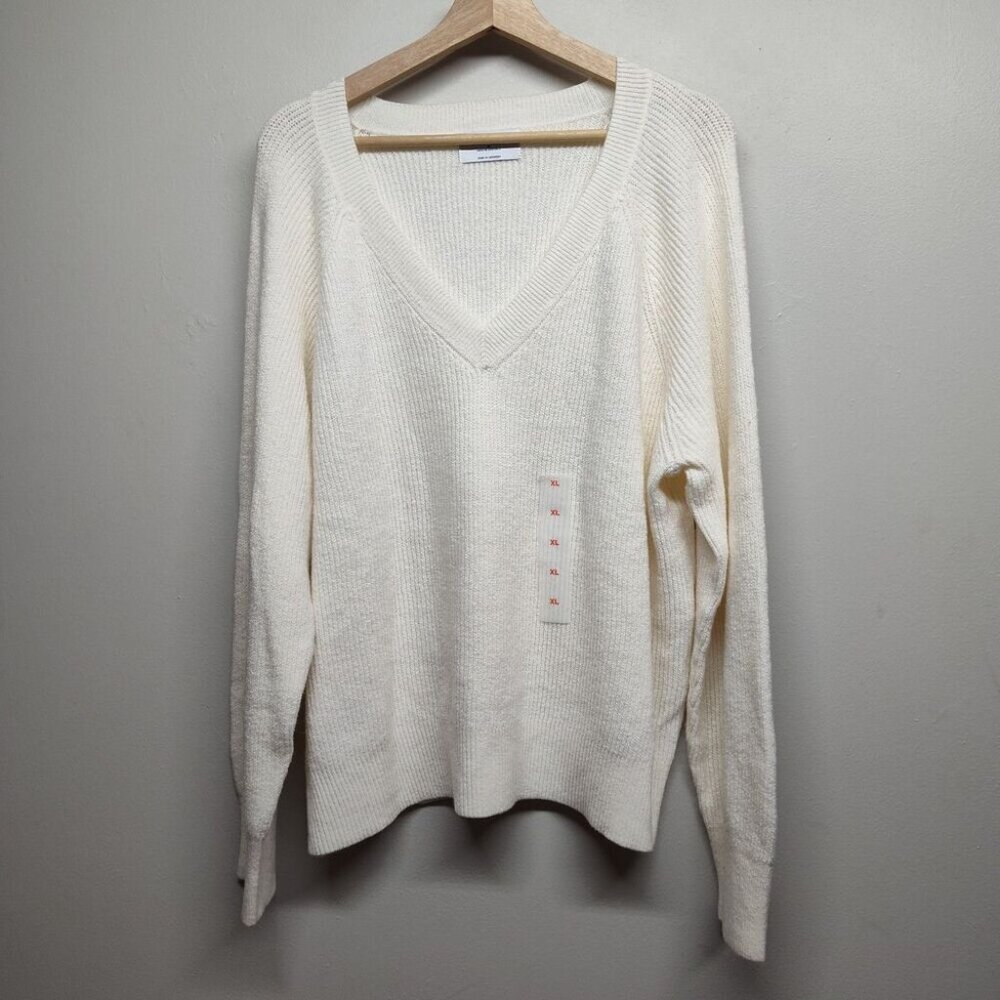 New Old Navy Knit Sweater Women Size XL Cream V-Neck Soft Casual Spring Preppy